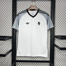 Camisa Juventus Pré-Jogo 24/25 - Adidas Torcedor Masculina