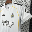 Kit Infantil Real Madrid Home 2025/26 - Adidas infantil