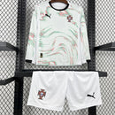 Kit infantil Portugal Away Manga Comprida 2025/26 - Puma infantil