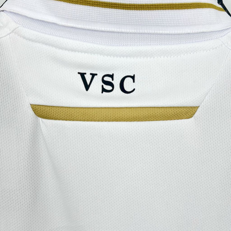 Kit Infantil Vitoria de Guimaraes Home 24/25 - Infantil