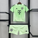 Kit Infantil Bayern Munich Goleiro Green 2025/26 - Infantil