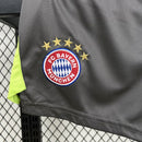 Kit Infantil Bayern Munich Goleiro Black 2025/26 - Infantil