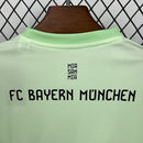Kit Infantil Bayern Munich Goleiro Green 2025/26 - Infantil