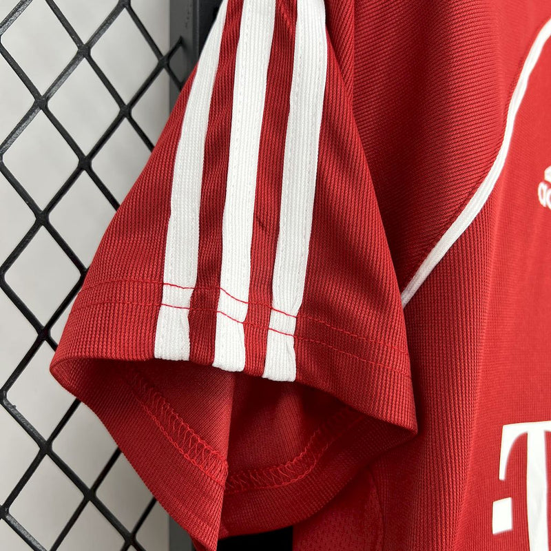 Camisa Bayern Munich Home 2005/06 - Versão Retro