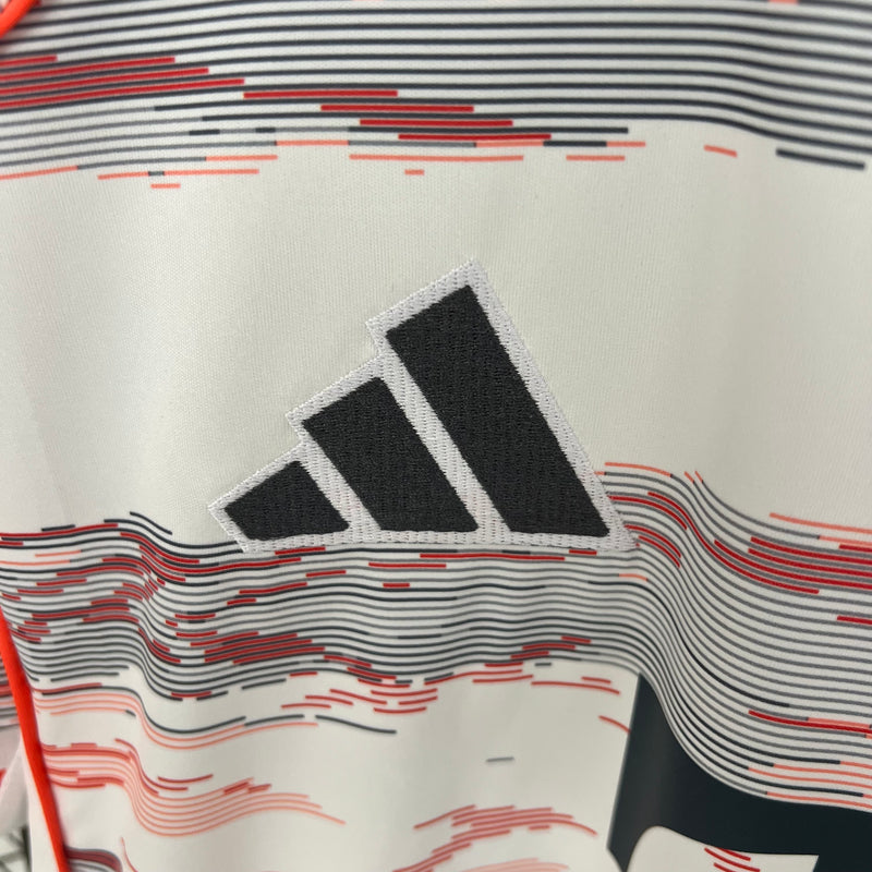 Camisa Bayern Munich Third 2025/26 -  Torcedor Masculinao