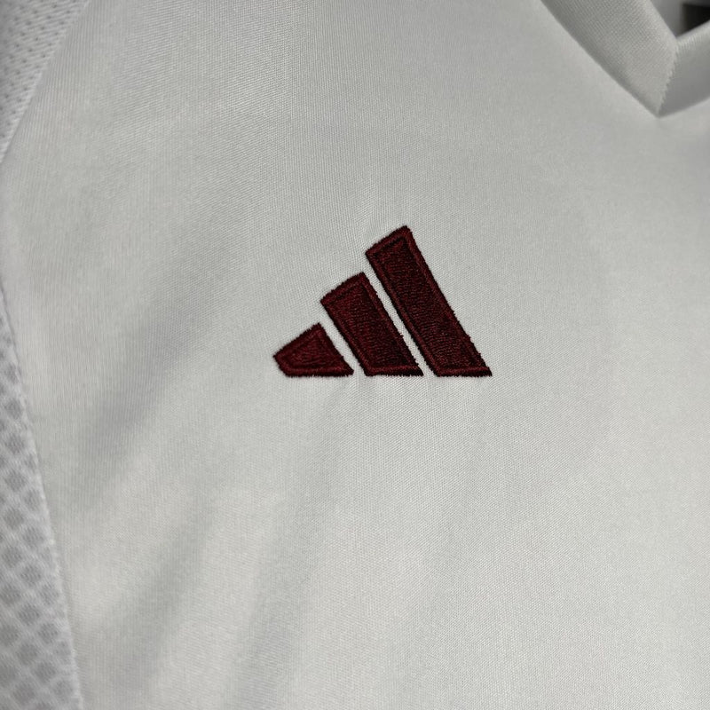 Kit Infantil Aston Villa Away 24/25 - Adidas Infantil