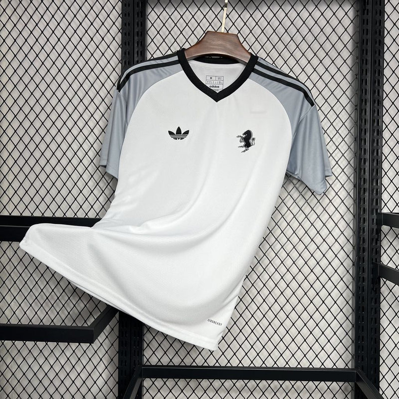 Camisa Juventus Pré-Jogo 24/25 - Adidas Torcedor Masculina