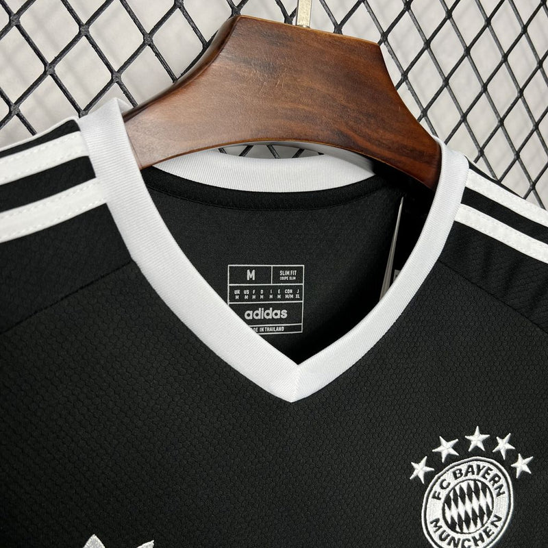 Camisa Bayern Munich Pré-Jogo 24/25 - Adidas Torcedor Masculina