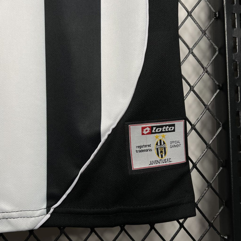Camisa Juventus Home 2002/03 - Versão Retro