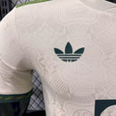 Camisa Bayern Munich Oktoberfest 2025/26 - Versão Jogador