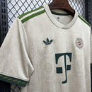 Camisa Bayern Munich Oktoberfest 2025/26 - Torcedor Masculino