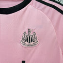 Camisa Newcastle United Goleiro Rosa 2025/26 - Torcedor Masculino